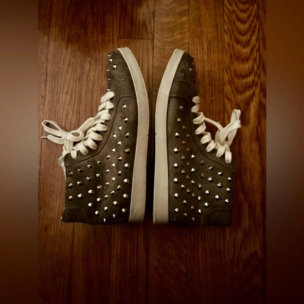 Candie’s Women’s Gold Studded Y2K Grunge Punk Brown Sz 5.5 High Top Sneakers